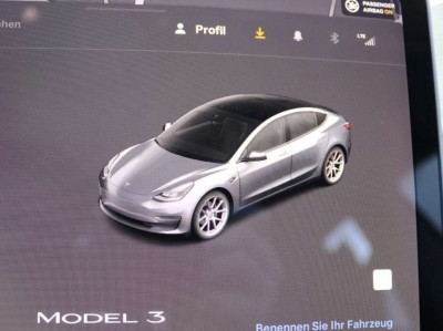 Tesla Model 3 Gebrauchtwagen