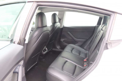 Tesla Model 3 Gebrauchtwagen