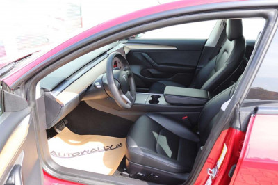 Tesla Model 3 Gebrauchtwagen