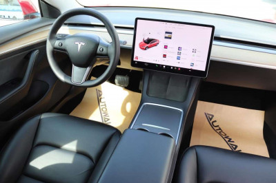 Tesla Model 3 Gebrauchtwagen