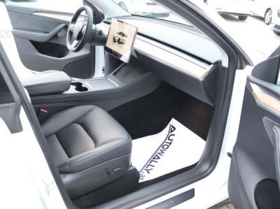 Tesla Model Y Gebrauchtwagen