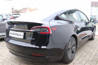 Tesla Model 3 Gebrauchtwagen