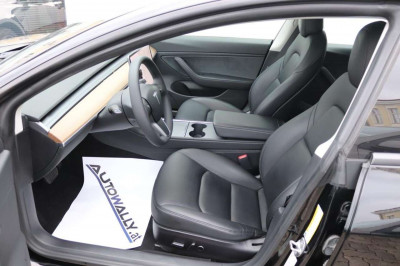 Tesla Model 3 Gebrauchtwagen