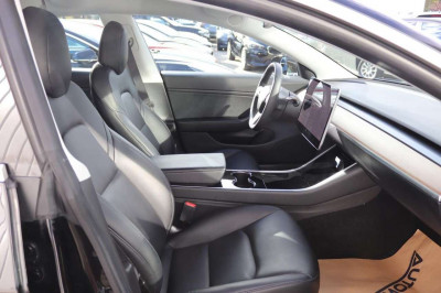 Tesla Model 3 Gebrauchtwagen