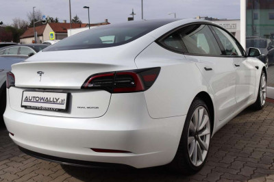 Tesla Model 3 Gebrauchtwagen