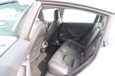 Tesla Model 3 Gebrauchtwagen