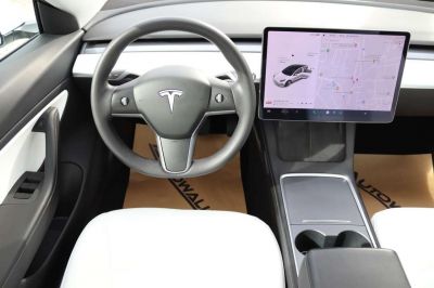 Tesla Model 3 Gebrauchtwagen