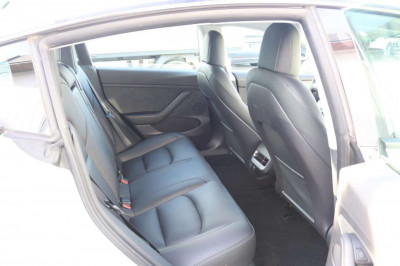 Tesla Model 3 Gebrauchtwagen