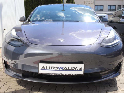 Tesla Model 3 Gebrauchtwagen