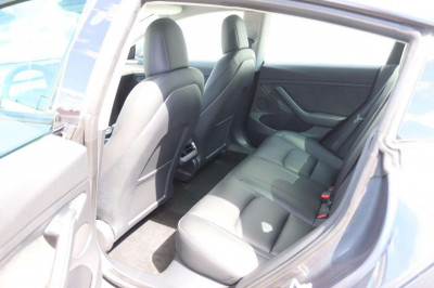 Tesla Model 3 Gebrauchtwagen