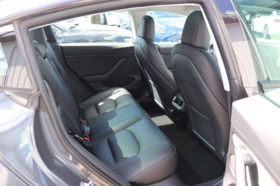 Tesla Model 3 Gebrauchtwagen