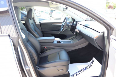 Tesla Model Y Gebrauchtwagen