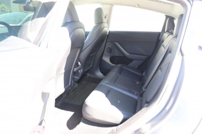 Tesla Model Y Gebrauchtwagen