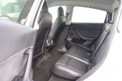 Tesla Model Y Gebrauchtwagen