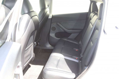 Tesla Model Y Gebrauchtwagen Tesla Model Y Gebrauchtwagen