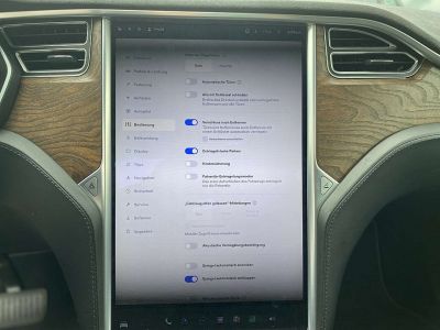 Tesla Model X Gebrauchtwagen