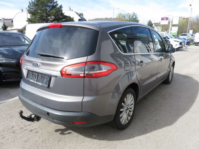 Ford S-MAX Gebrauchtwagen