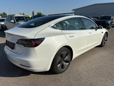Tesla Model 3 Gebrauchtwagen