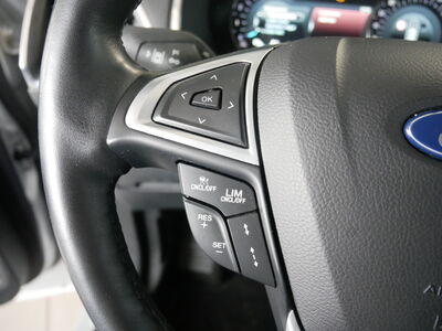 Ford S-MAX Gebrauchtwagen