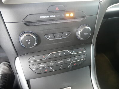 Ford S-MAX Gebrauchtwagen