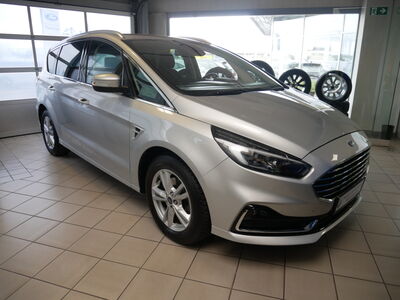 Ford S-MAX Gebrauchtwagen