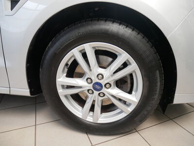 Ford S-MAX Gebrauchtwagen