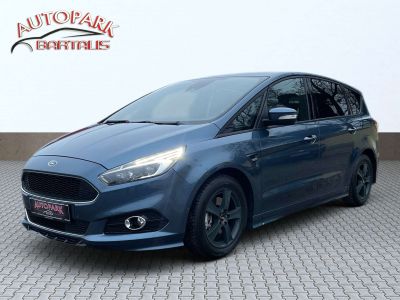 Ford S-MAX Gebrauchtwagen