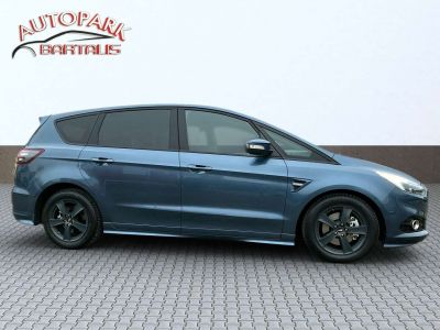 Ford S-MAX Gebrauchtwagen