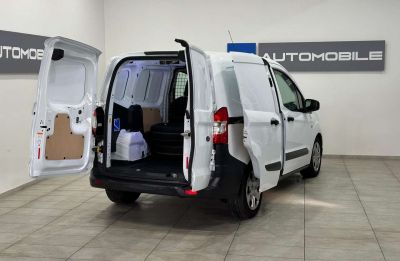 Ford Transit Courier Gebrauchtwagen