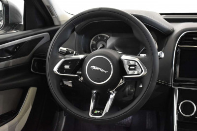 Jaguar XE Vorführwagen