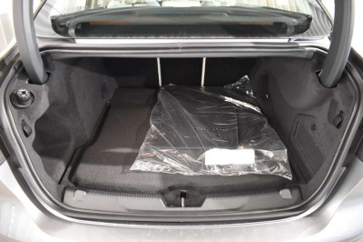 Jaguar XE Vorführwagen