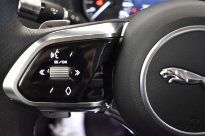 Jaguar XE Vorführwagen