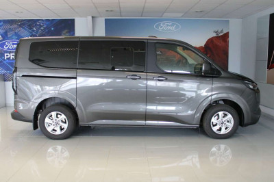 Ford Tourneo Custom Neuwagen