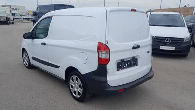 Ford Transit Courier Gebrauchtwagen