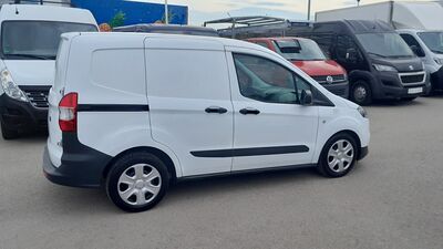 Ford Transit Courier Gebrauchtwagen