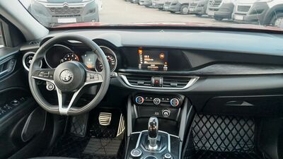 Alfa Romeo Stelvio Gebrauchtwagen