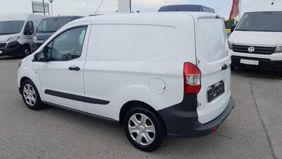 Ford Transit Courier Gebrauchtwagen