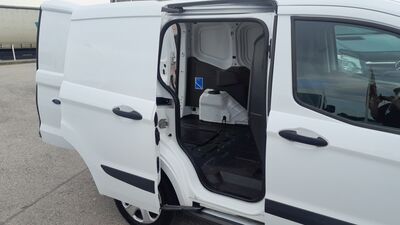 Ford Transit Courier Gebrauchtwagen
