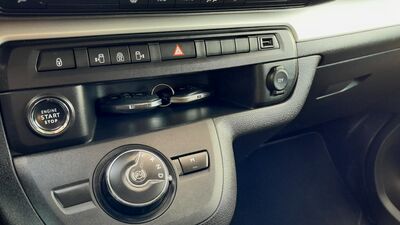 Peugeot Traveller Gebrauchtwagen