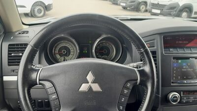 Mitsubishi Pajero Gebrauchtwagen Mitsubishi Pajero Gebrauchtwagen