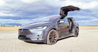 Tesla Model X Gebrauchtwagen