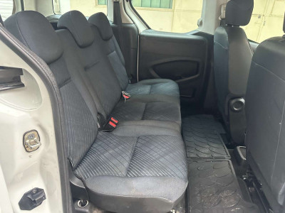 Peugeot Partner Gebrauchtwagen