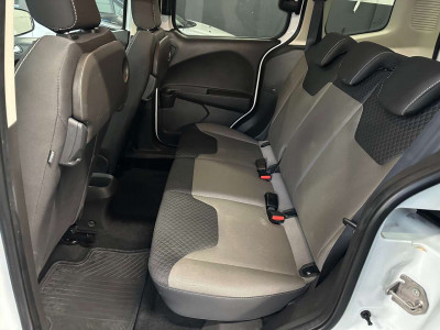 Ford Tourneo Courier Gebrauchtwagen