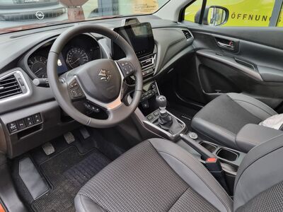 Suzuki S-Cross Tageszulassung