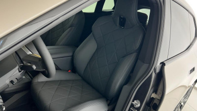 BMW iX Vorführwagen