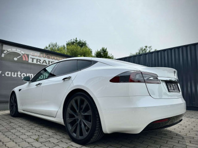 Tesla Model S Gebrauchtwagen