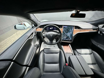 Tesla Model S Gebrauchtwagen