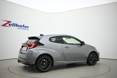 Toyota Yaris Vorführwagen