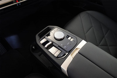 BMW iX Gebrauchtwagen