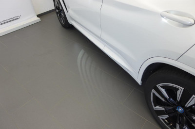 BMW iX3 Gebrauchtwagen